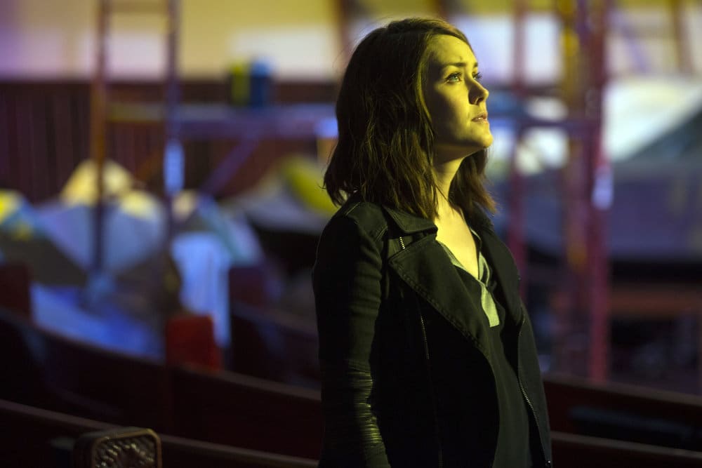 Liz lost in thought - The Blacklist Season 4 Episode 5