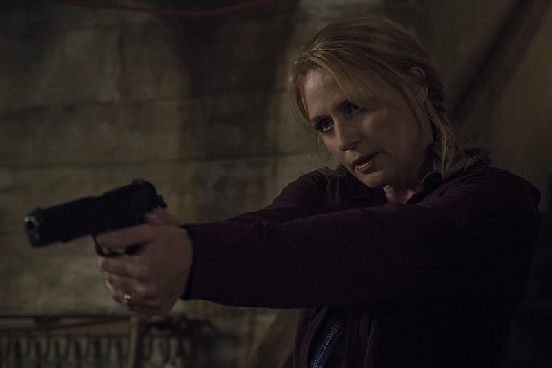 Mary is locked and loaded - Supernatural Season 12 Episode 2