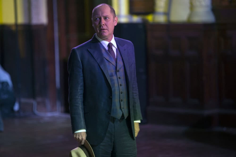 Red looking for an exit - The Blacklist Season 4 Episode 5