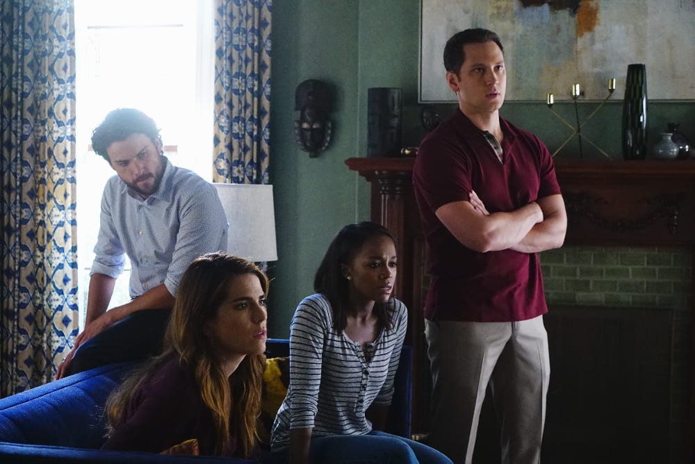 What Is Going On Here? - How to Get Away with Murder Season 3 Episode 5