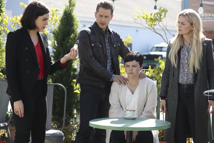 Giving Up Their Hearts - Once Upon a Time