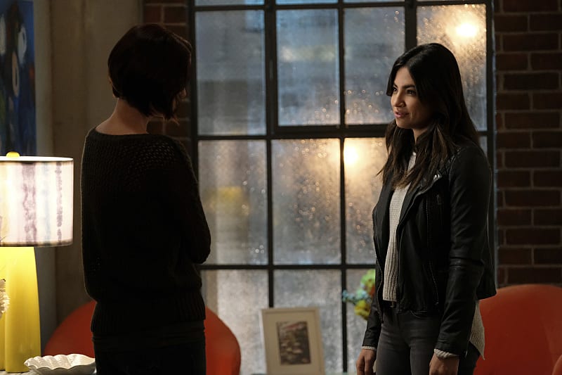 Making Up? - Supergirl Season 2 Episode 7
