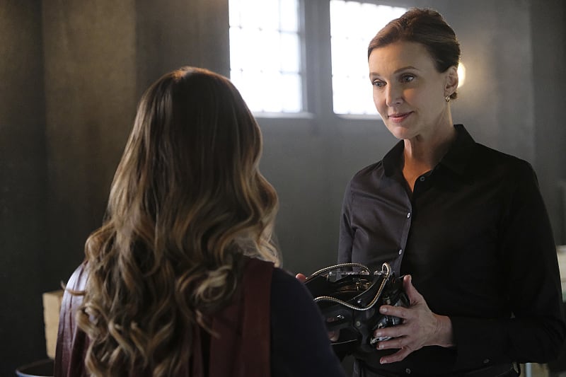Supergirl vs Cadmus - Supergirl Season 2 Episode 7