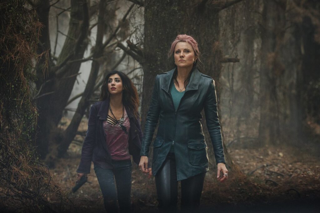 Something's out there - Ash vs Evil Dead Season 2 Episode 9
