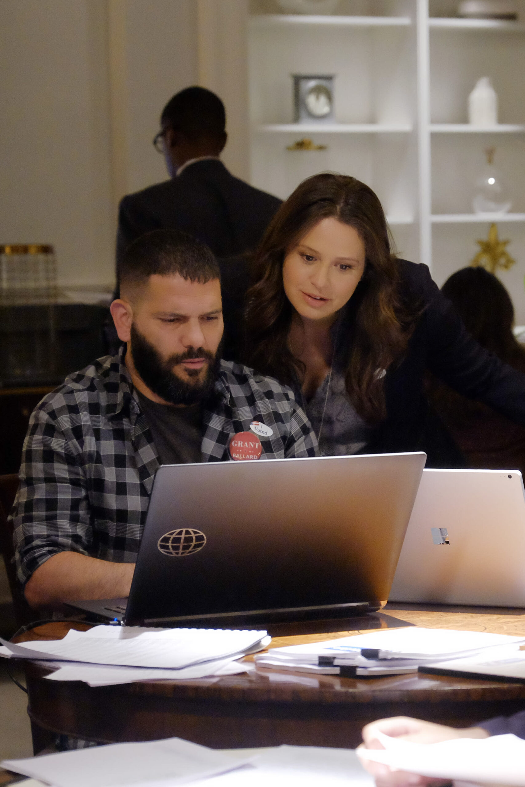 Back To Sleuthing - Scandal Season 6 Episode 1