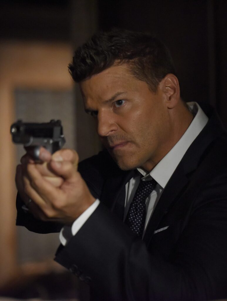 Booth Searches For Brennan - Bones Season 12 Episode 1