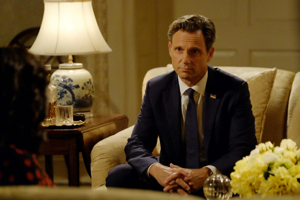 Calm Down - Scandal Season 6 Episode 1