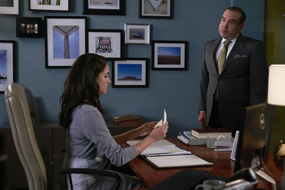 Louis Is Not Amused - Suits Season 6 Episode 11