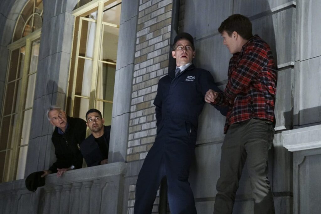 Out On a Ledge - NCIS