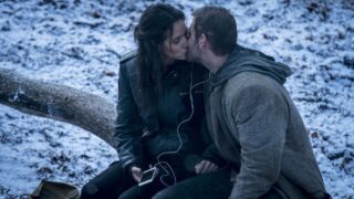 The Kiss - Emerald City Season 1 Episode 4