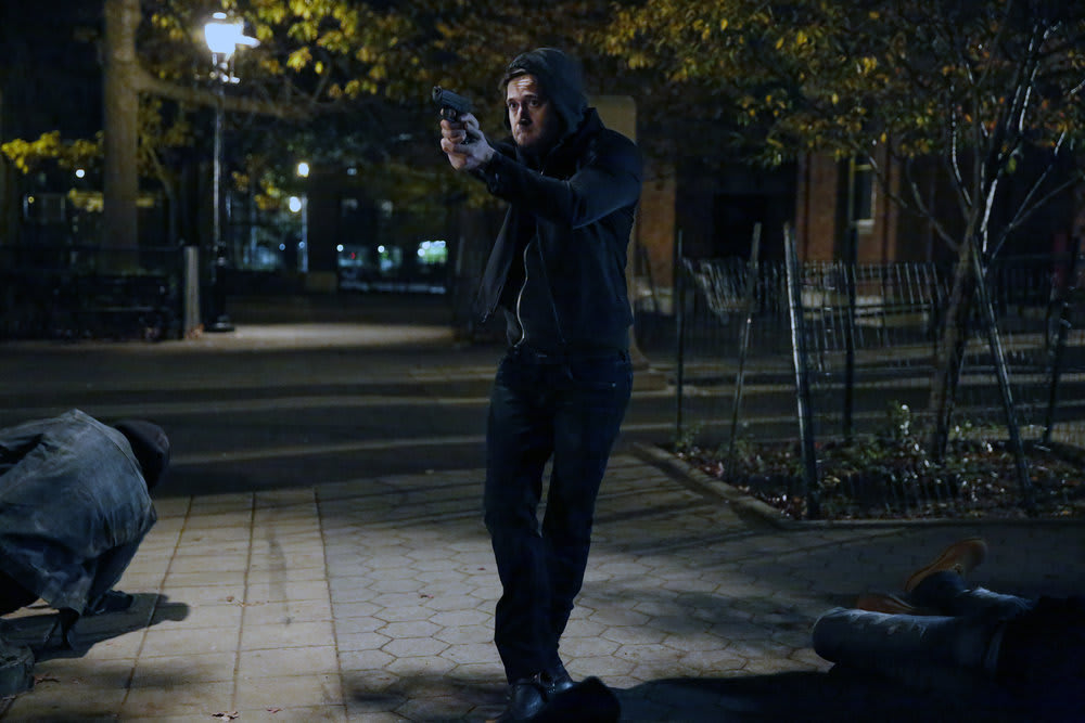 Tom gets into a gunfight - The Blacklist Season 4 Episode 11