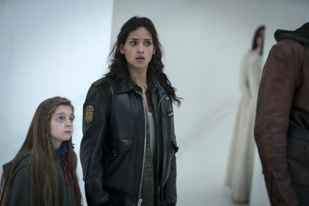 Dorothy Isn't Sure - Emerald City Season 1 Episode 7