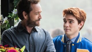 Flower Delivery - Riverdale Season 1 Episode 4