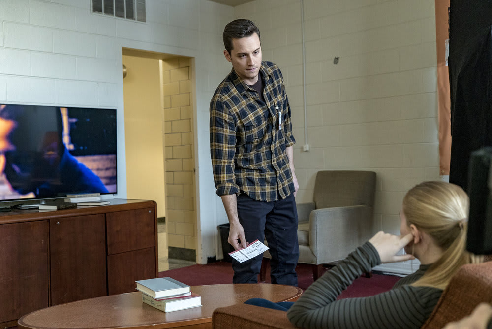 Halstead's Undercover Recon - Chicago PD Season 4 Episode 13