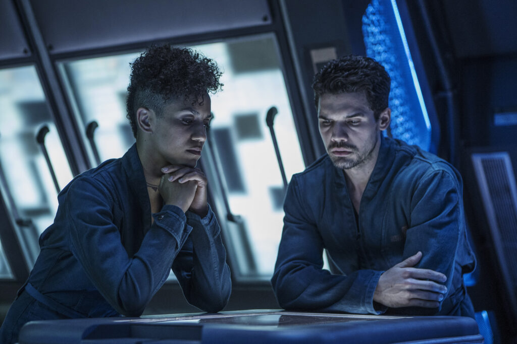 Holden and Naomi Lament - The Expanse Season 2 Episode 5