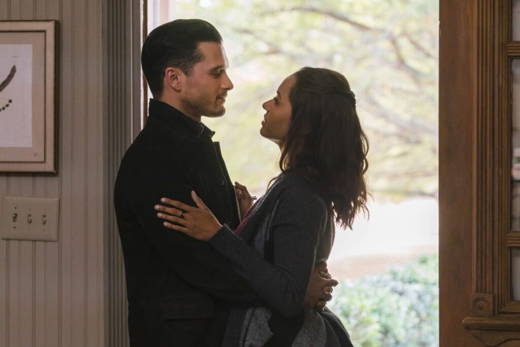 It's Love - The Vampire Diaries Season 8 Episode 11