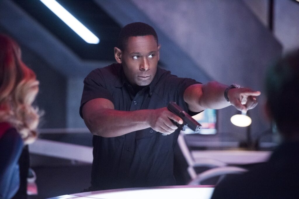 J'onn - Supergirl Season 2 Episode 11