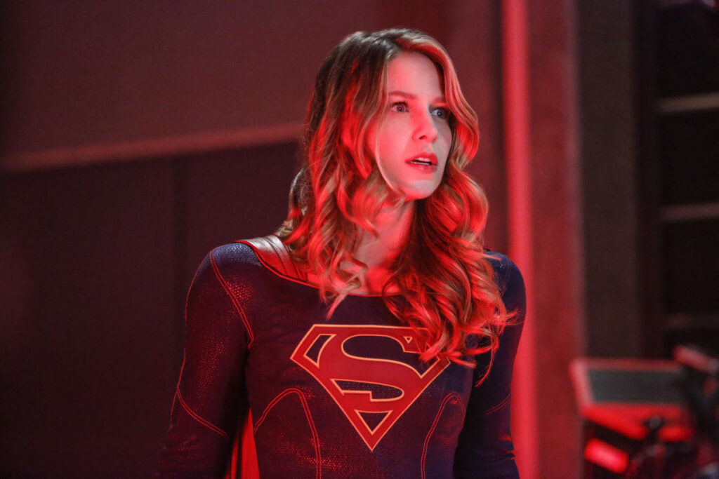 Martians Attack - Supergirl Season 2 Episode 11