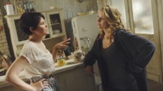 Mary Margaret and Emma - Once Upon a Time Season 1 Episode 7