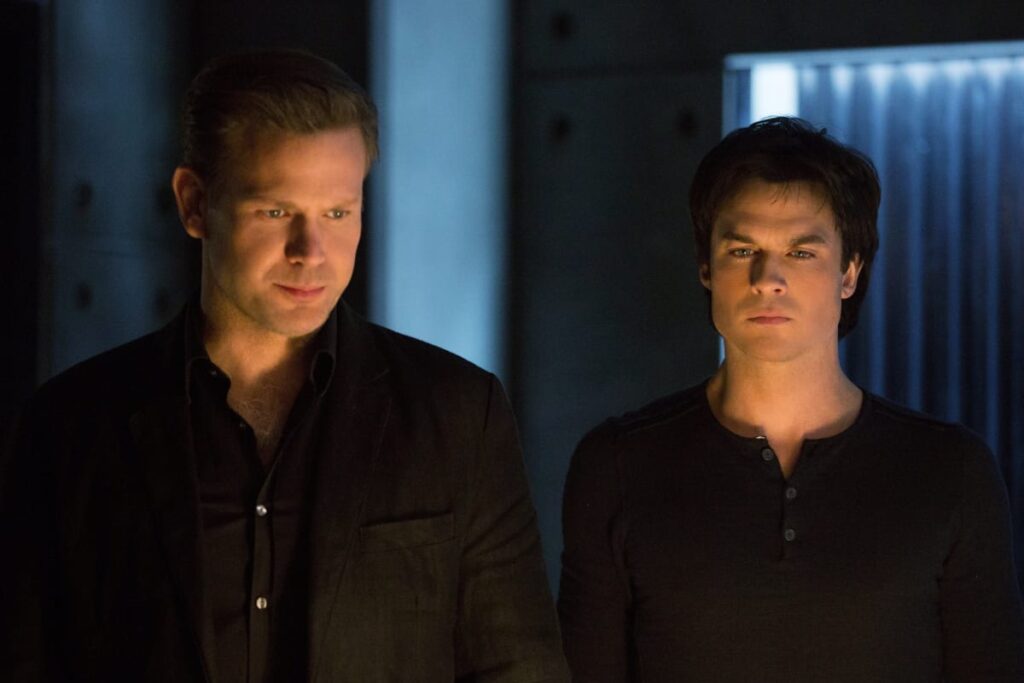 Mending Fences - The Vampire Diaries Season 8 Episode 12