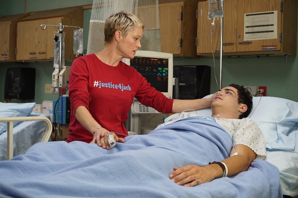 Stef refuses to leave Jesus' bedside - The Fosters Season 4 Episode 11