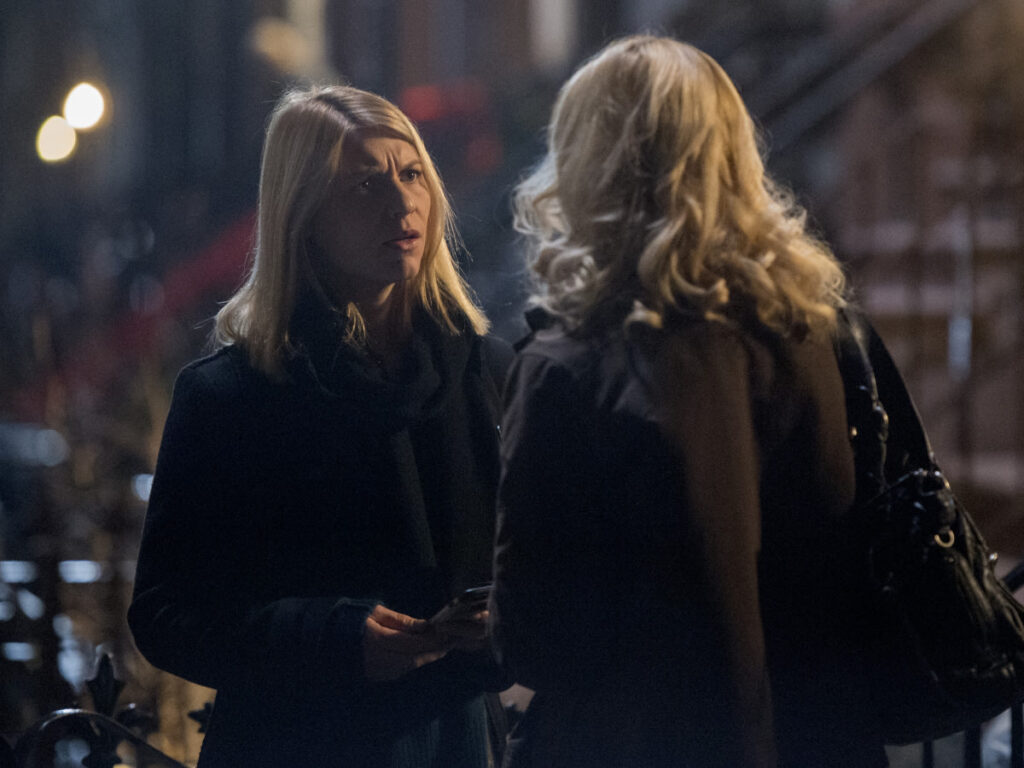 Clarice Brings Carrie a Message - Homeland