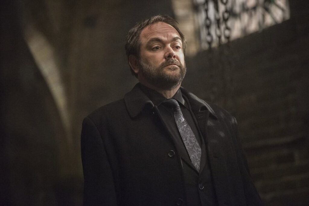 Crowleyâs got a plan - Supernatural Season 12 Episode 15