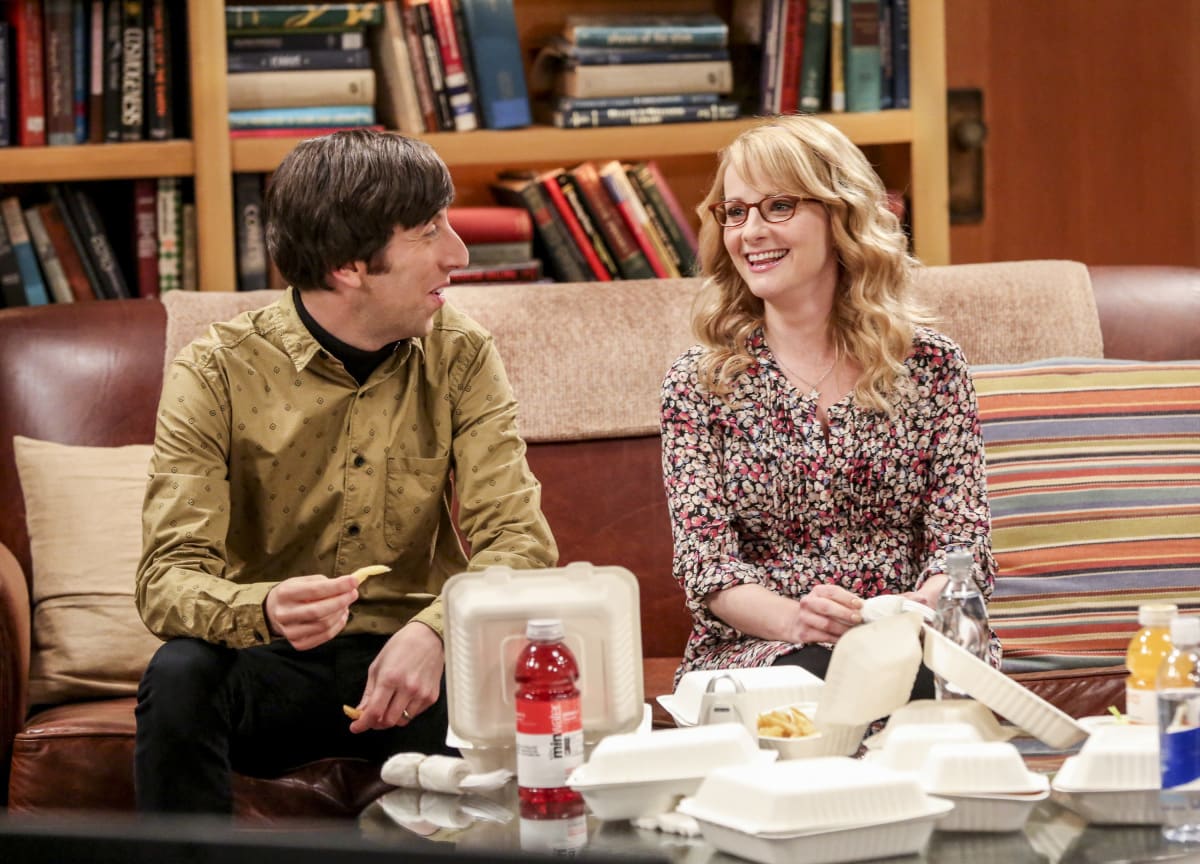 Enjoying Time With Friends - The Big Bang Theory Season 10 Episode 18