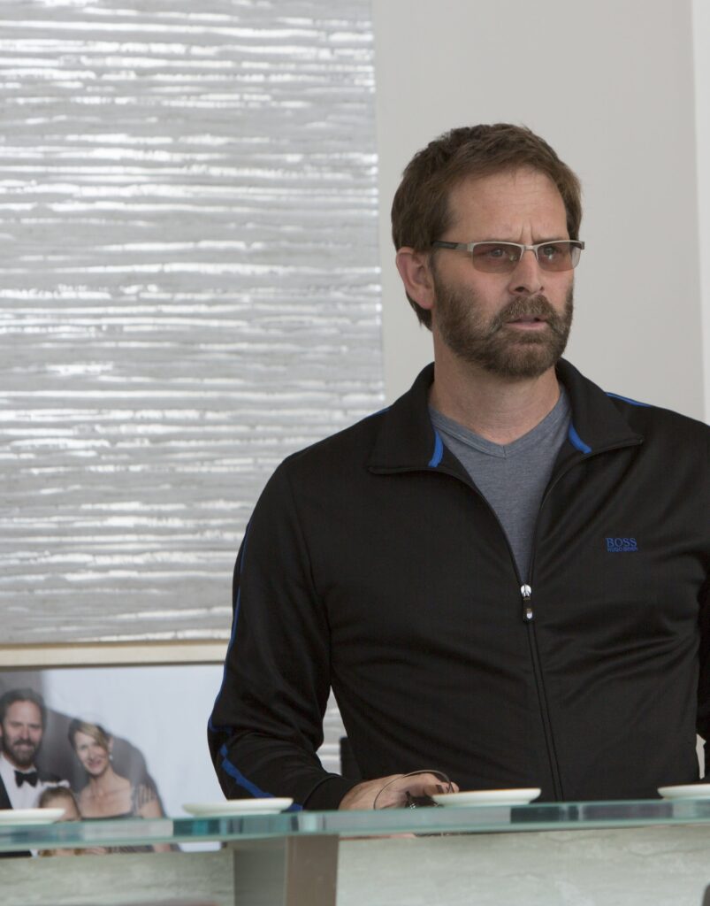 Gordon Supports Renata - Big Little Lies Season 1 Episode 3