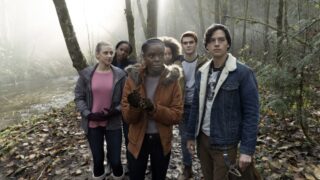 Hiding In The Woods - Riverdale Season 1 Episode 7