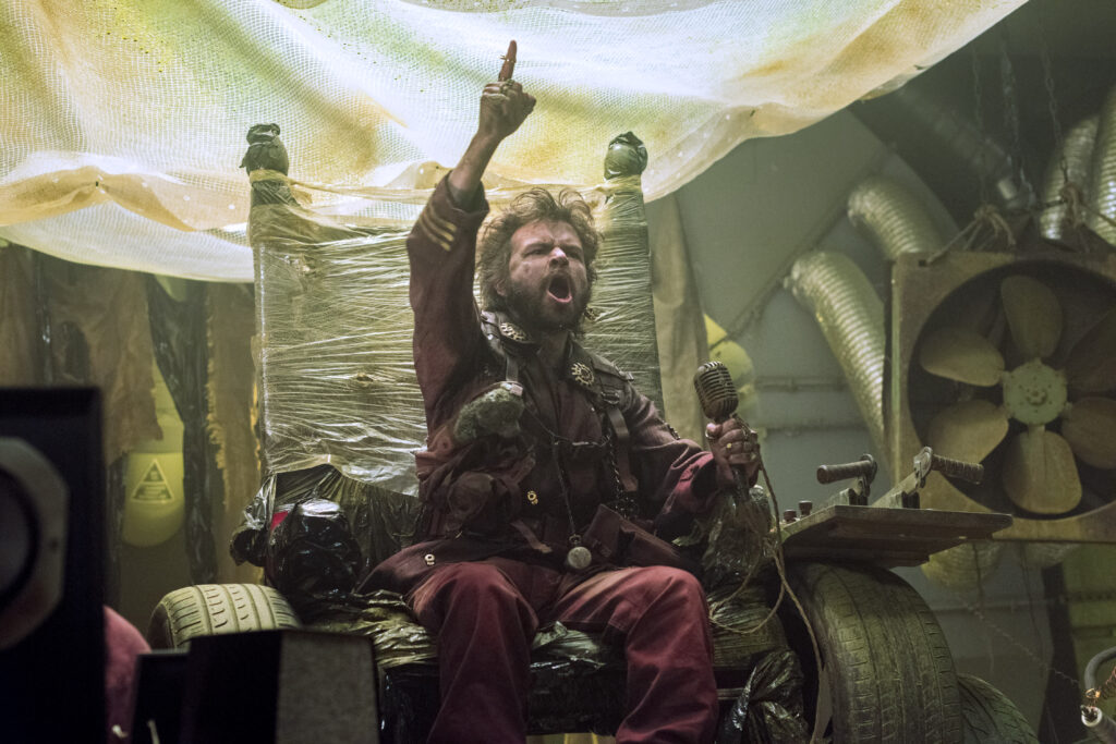The Engineer is in Charge - Into the Badlands Season 2 Episode 2