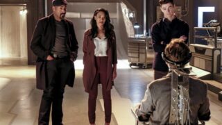 Waiting for answers  - The Flash Season 3 Episode 15