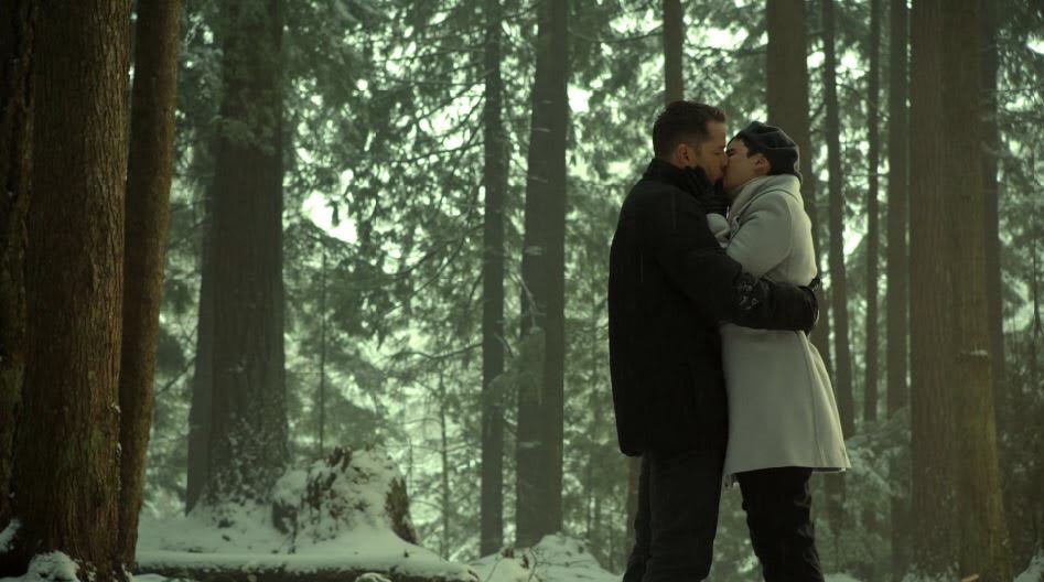 A kiss before a curse - Once Upon a Time Season 6 Episode 17