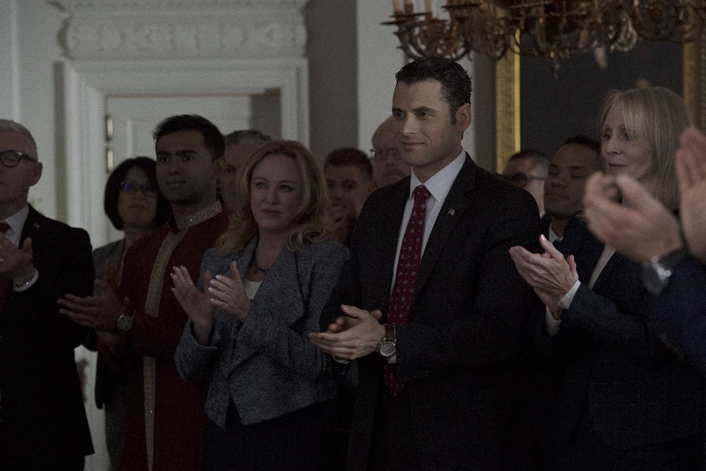 A Standing Ovation - Designated Survivor Season 1 Episode 19