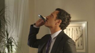 Fitz Needs a Drink - Scandal