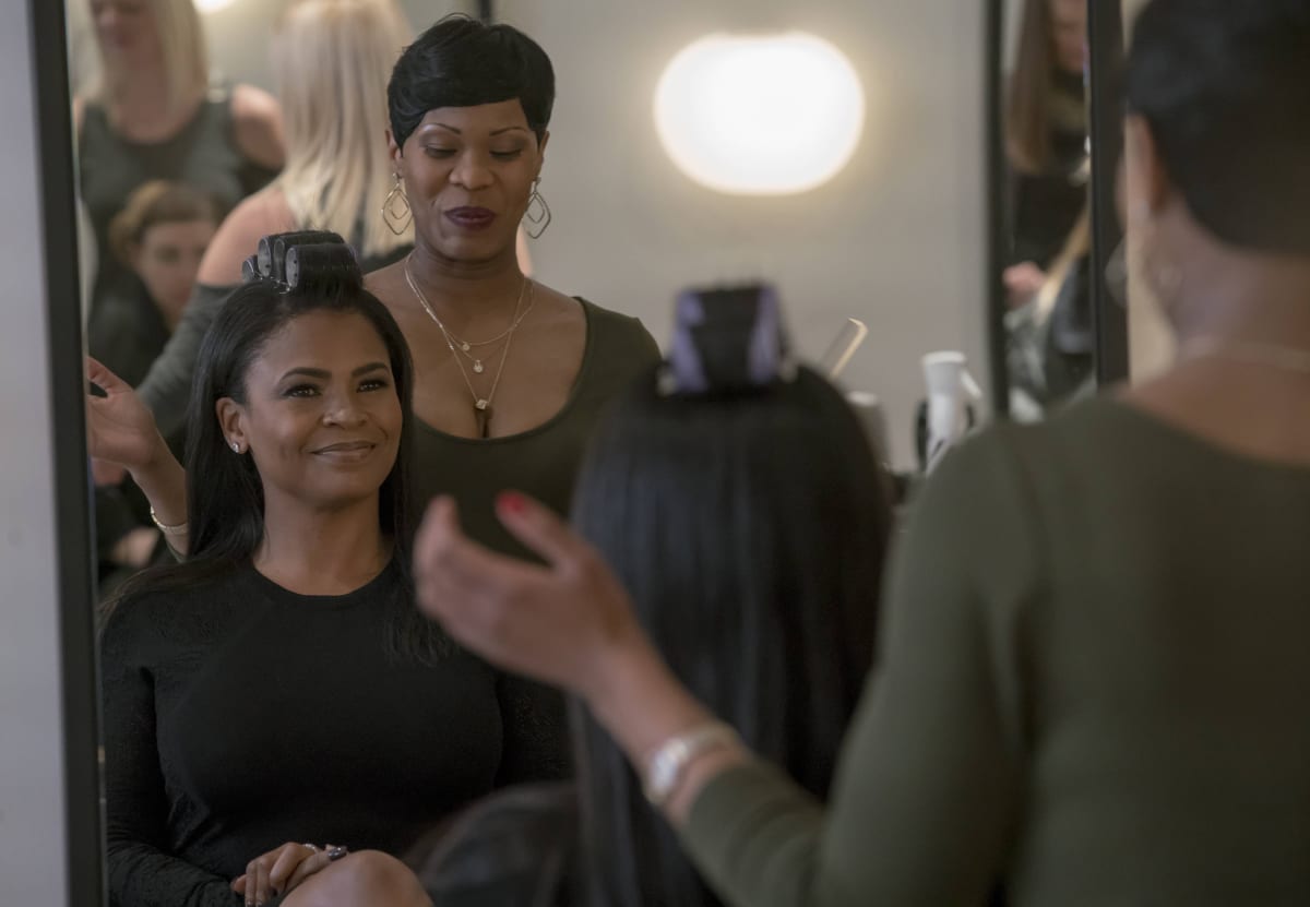 Giuliana gets ready for business - Empire Season 3 Episode 12