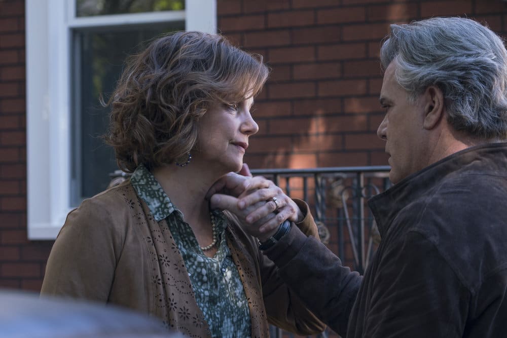 Linda Comes Home - Shades of Blue Season 2 Episode 7