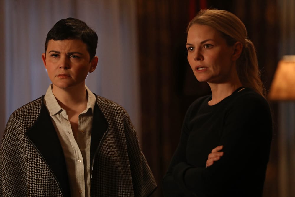 Mother Daughter Tag Team - Once Upon a Time Season 6 Episode 16