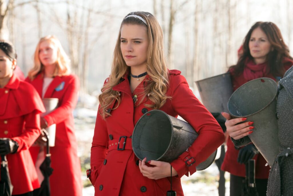 Polly's Position - Riverdale Season 1 Episode 9