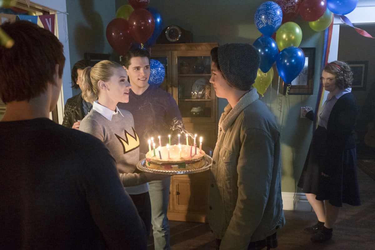 Surprise! - Riverdale Season 1 Episode 10