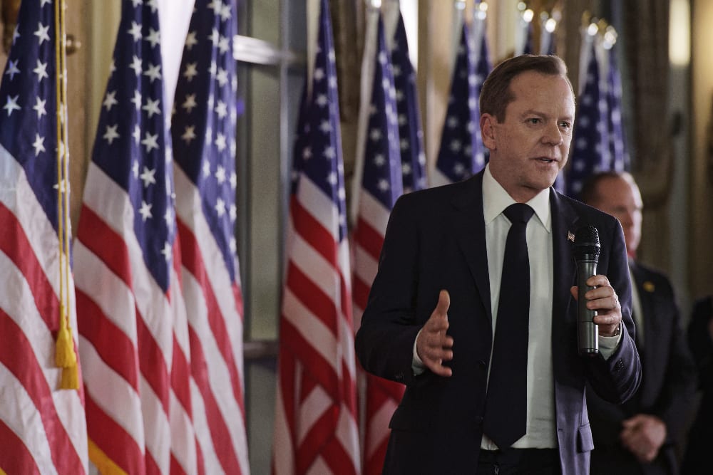 Working the Crowd - Designated Survivor Season 1 Episode 15