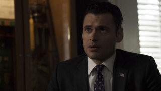 Aaron on the Move - Designated Survivor Season 1 Episode 21