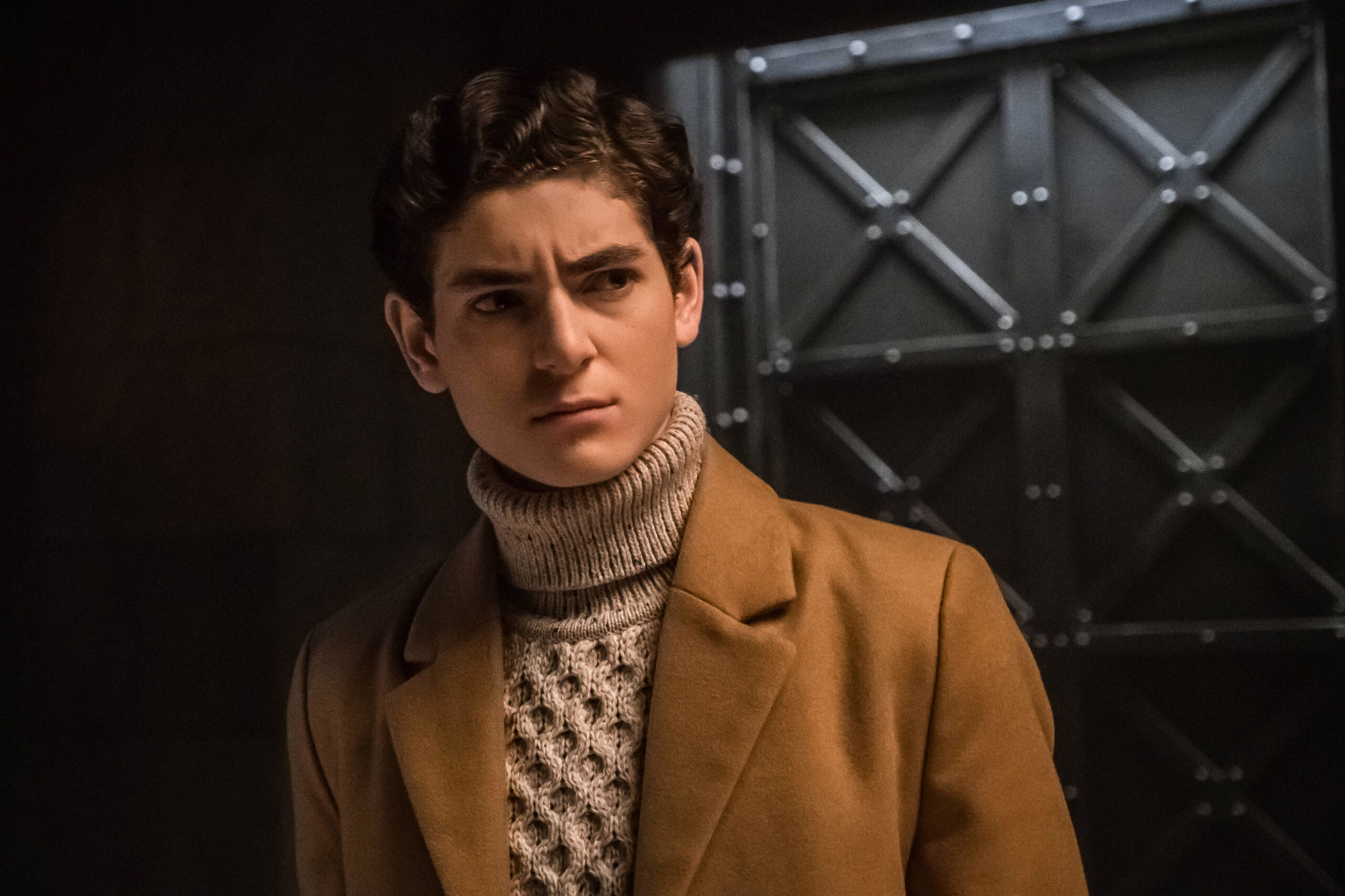 Bruce Returns Home - Gotham Season 3 Episode 20