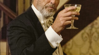 Cheers = The Son Season 1 Episode 1