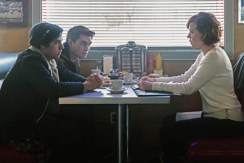Coming Clean - Riverdale Season 1 Episode 12