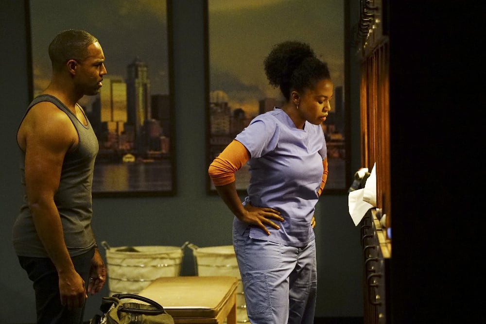 Decisions, Decisions... - Grey's Anatomy Season 13 Episode 22