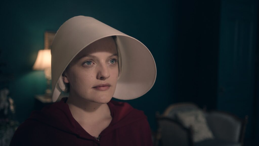 Elizabeth Moss is The Handmaid Offred - The Handmaid's Tale