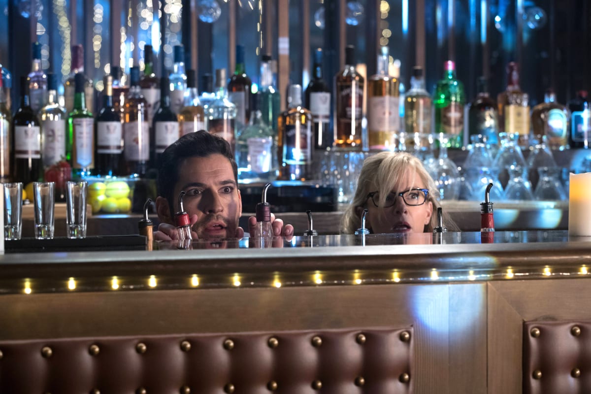 Hide-and-Seek - Lucifer Season 2 Episode 16