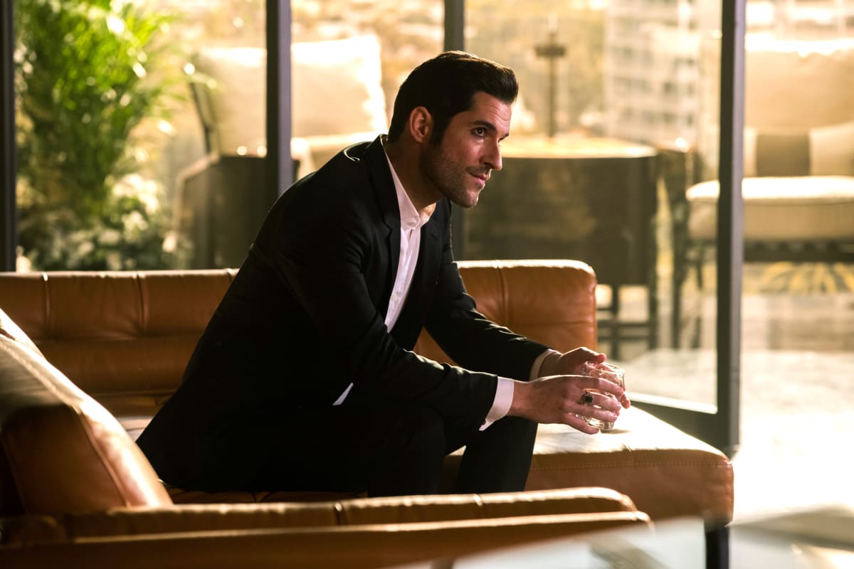 Not Too Happy - Lucifer Season 2 Episode 16