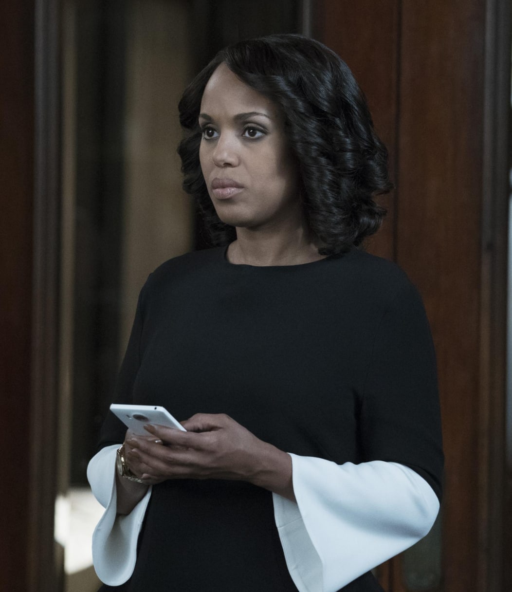 Olivia Handing Over Everything - Scandal Season 6 Episode 14
